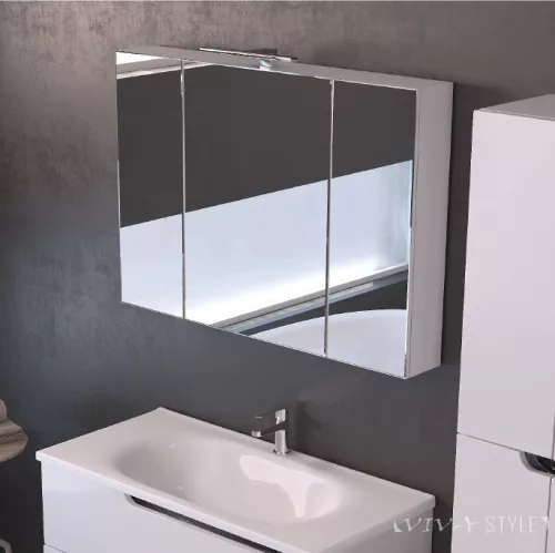 PIRAMIDA AKVA Tükrös fürdőszobai szekrény LED világítással - 100 cm