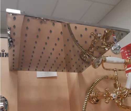 Tres 30x30cm szögletes fém zuhanyfej és zuhanykar 134.138.30