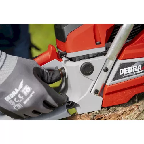 Dedra benzinmotoros láncfűrész 45cm, 58cm3 kétütemű, 2,4kW