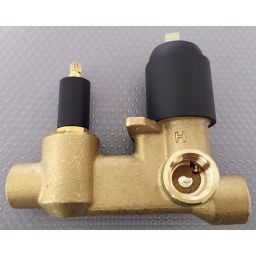 Invena zuhanycsaptelep zuhanyváltóval, falsík alatti, 35mm, fekete